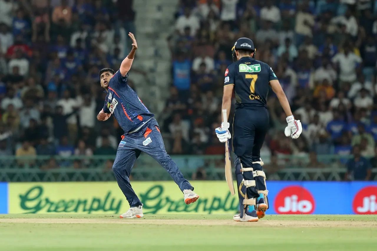 The Gujarat Titans suffered a collapse after Shubman Gill was dismissed. [P/C: iplt20.com]