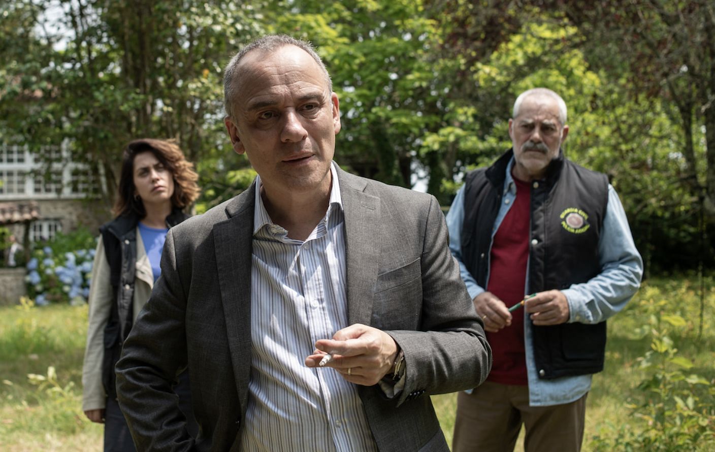 Mar&iacute;a Le&oacute;n, Javier Guti&eacute;rrez, and Carlos Blanco in The Asunta Case (Image via netflix.com/tudum)