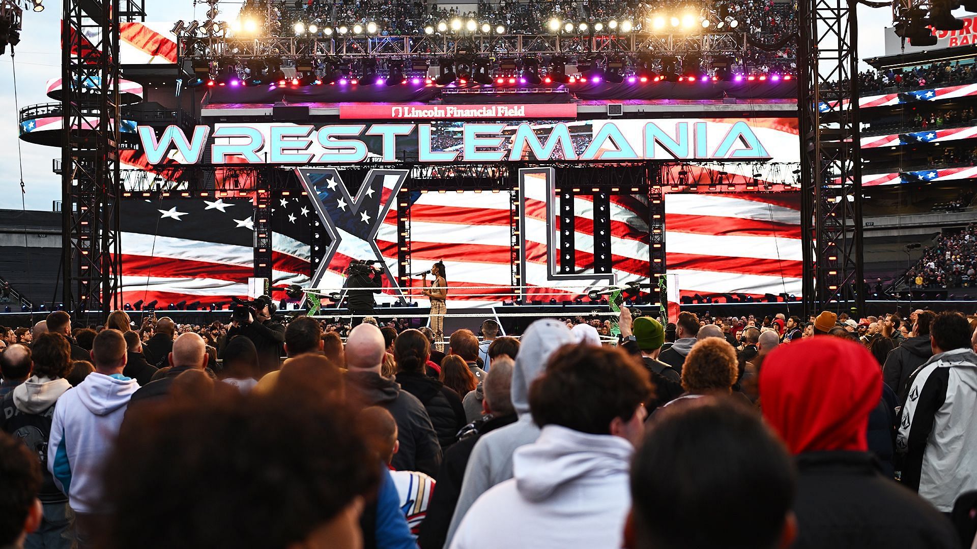 Coco Jones sings the Star-Spangled Banner to kick off Night One of WWE WrestleMania XL