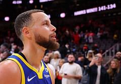 Steph Curry struggles in 24-point blowout loss to Kings, fails to clinch playoffs