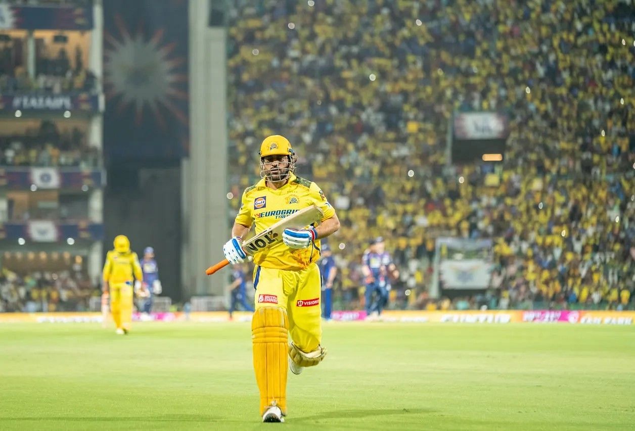 एम एस धोनी ने जबरदस्त बल्लेबाजी की (Photo Credit - BCCI)