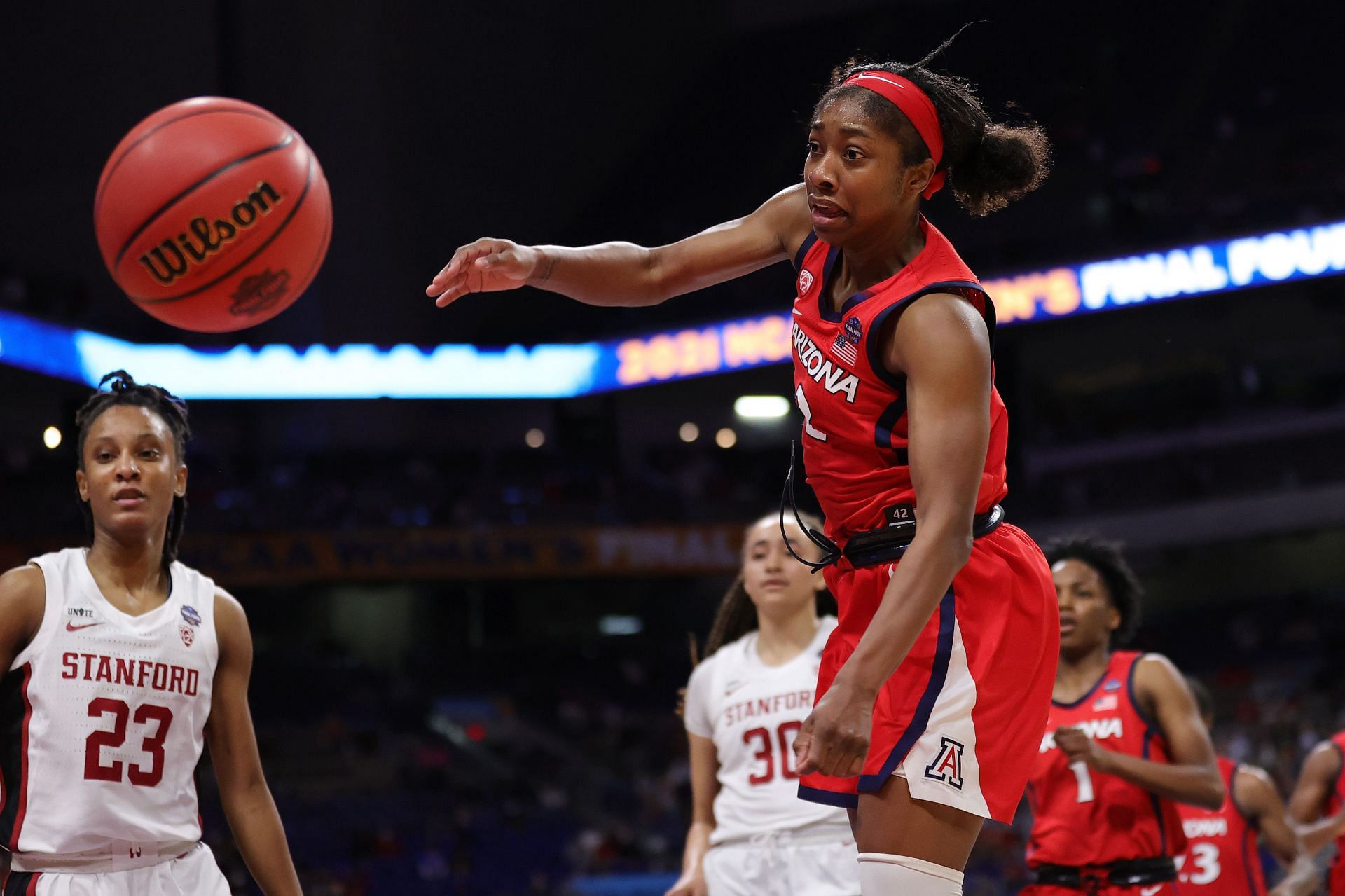 Stanford and Arizona battled in one of the lowest-scoring title games in NCAA history.