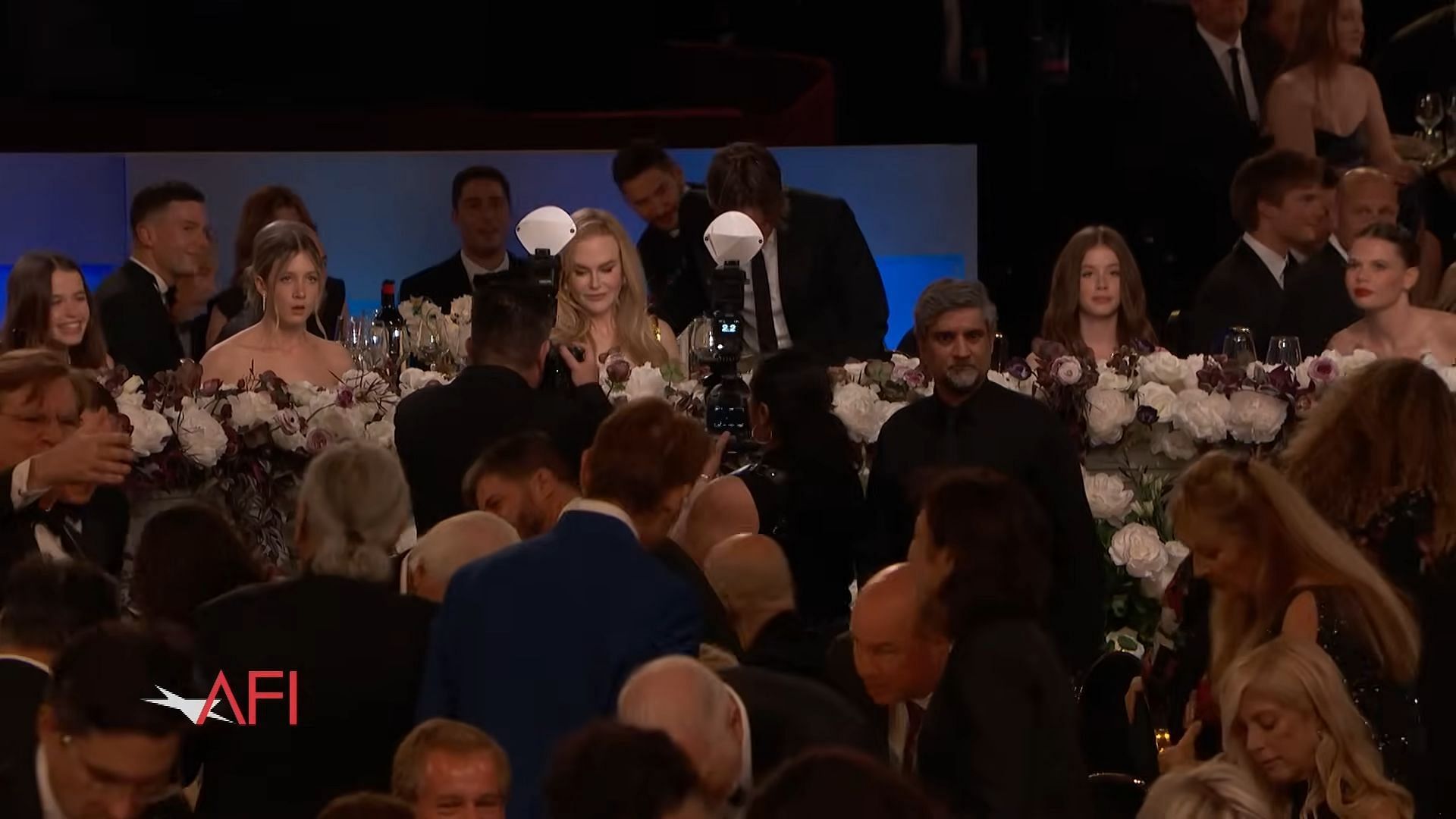 Nicole Kidman at the event with both her daughters on either side (Image via YouTube/American Film Institute)