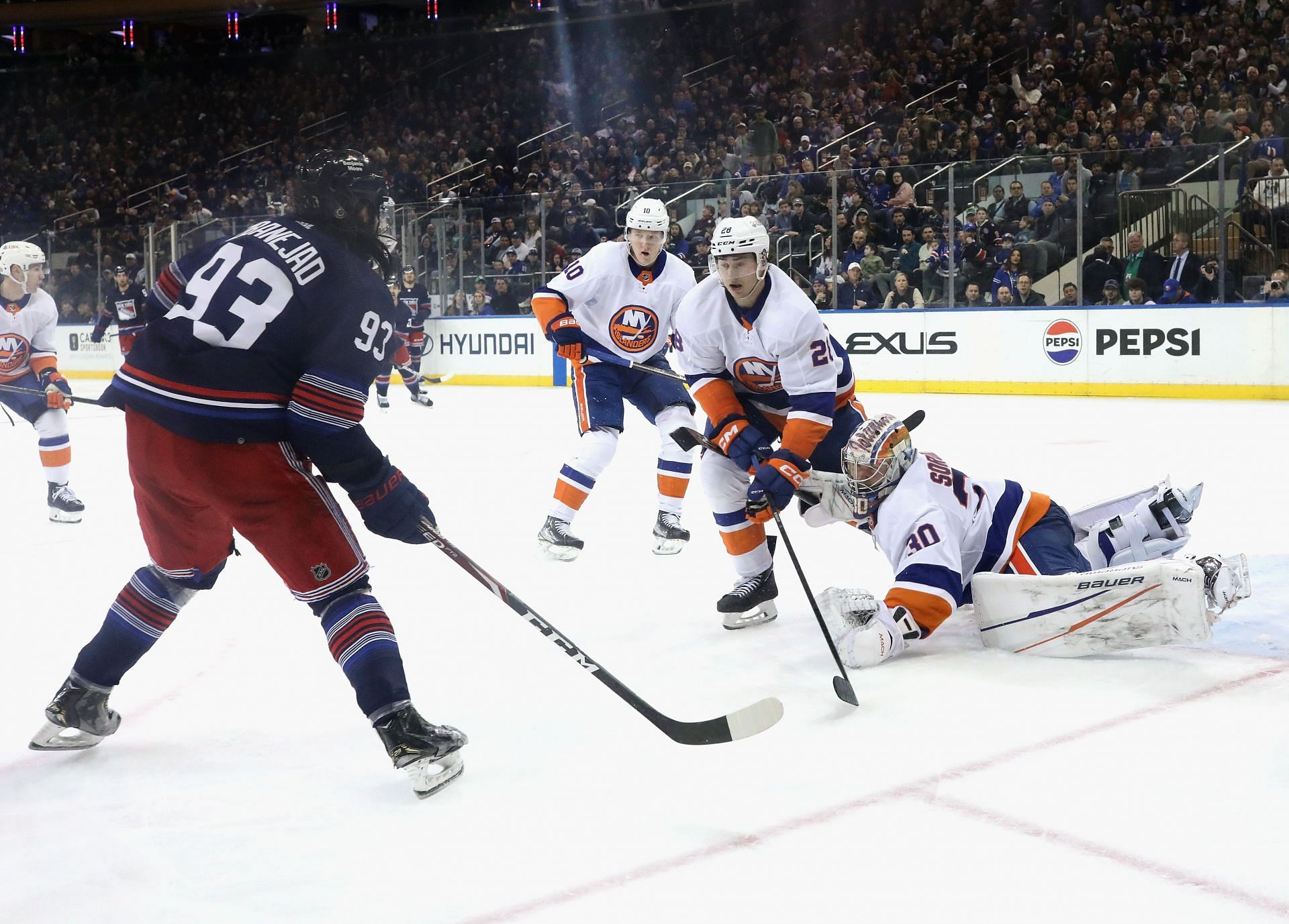 New York Islanders v New York Rangers