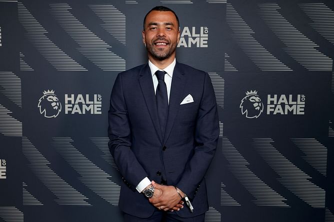 Ashley Cole names four Premier League stars who are 'elite' full-backs