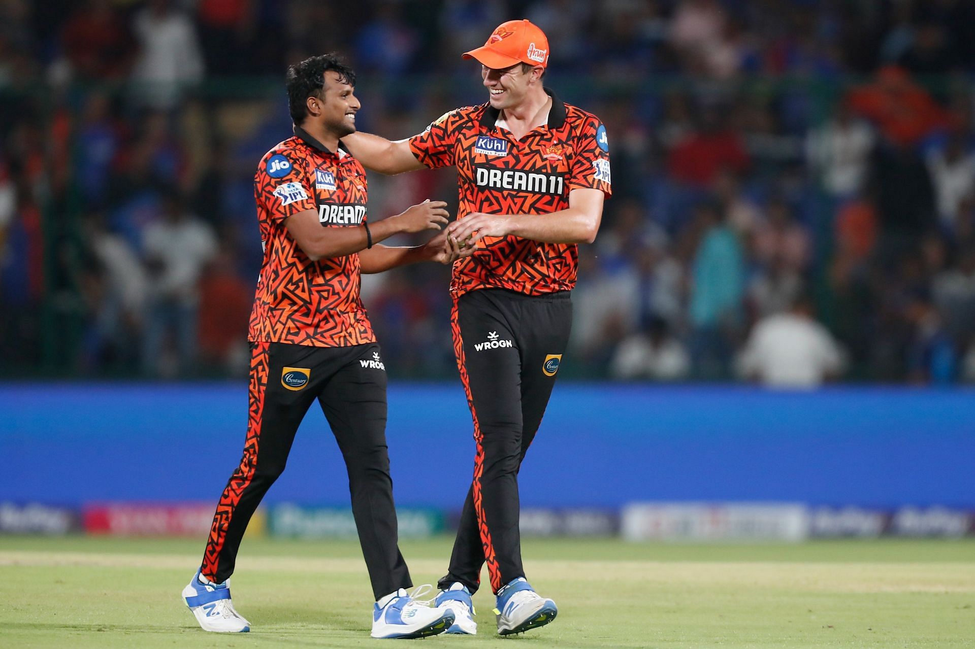 Pat Cummins and T Natarajan celebrate a wicket. (Credits: Twitter)