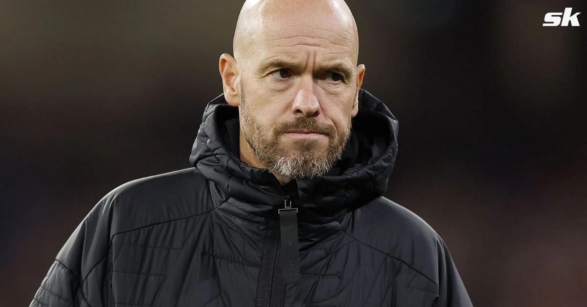 Ten Hag reacts after Manchester United