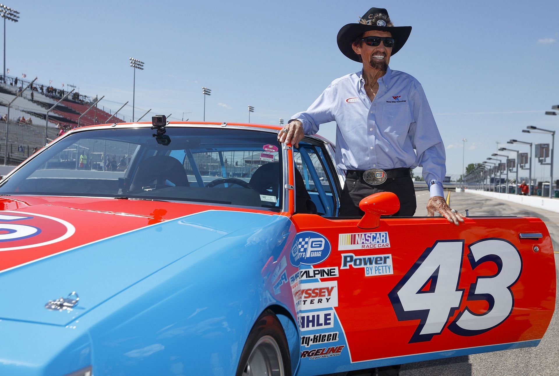 NASCAR Hall of Famer Richard Petty prepares to drive a replica of his #43 STP Pontiac at NASCAR Cup Series Enjoy Illinois 300 at WWT Raceway on June 03, 2022 in Madison, Illinois. (Photo by Sean Gardner/Getty Images)