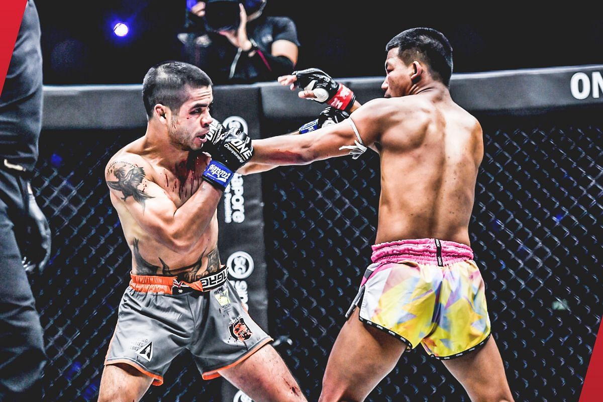 Rodtang and Danial Williams duking it out. [Photo via: ONE Championship]