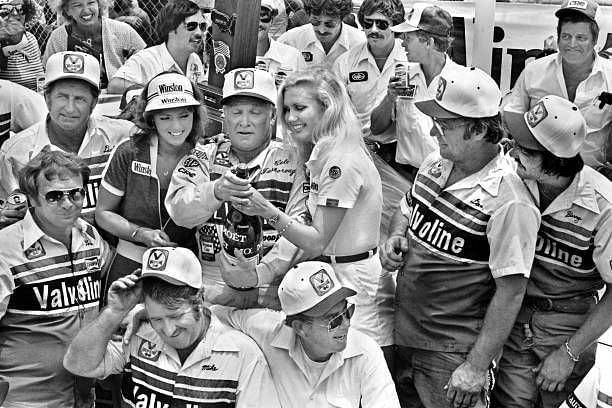 How many wins does Cale Yarborough have?