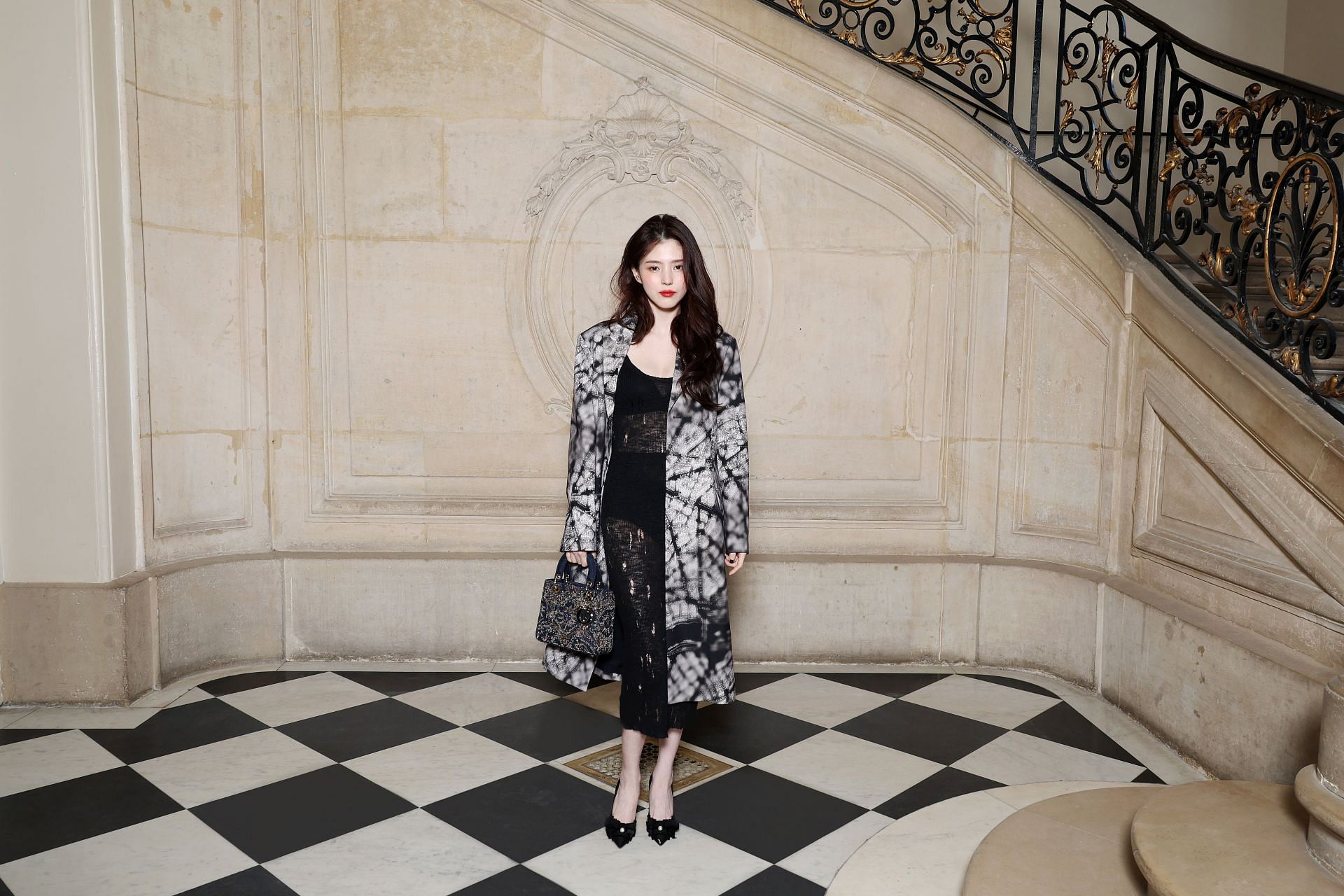 Han So-hee attends the Christian Dior Haute Couture Spring/Summer 2024 show as part of Paris Fashion Week on January 22, 2024 in Paris, France. (Image via Getty)