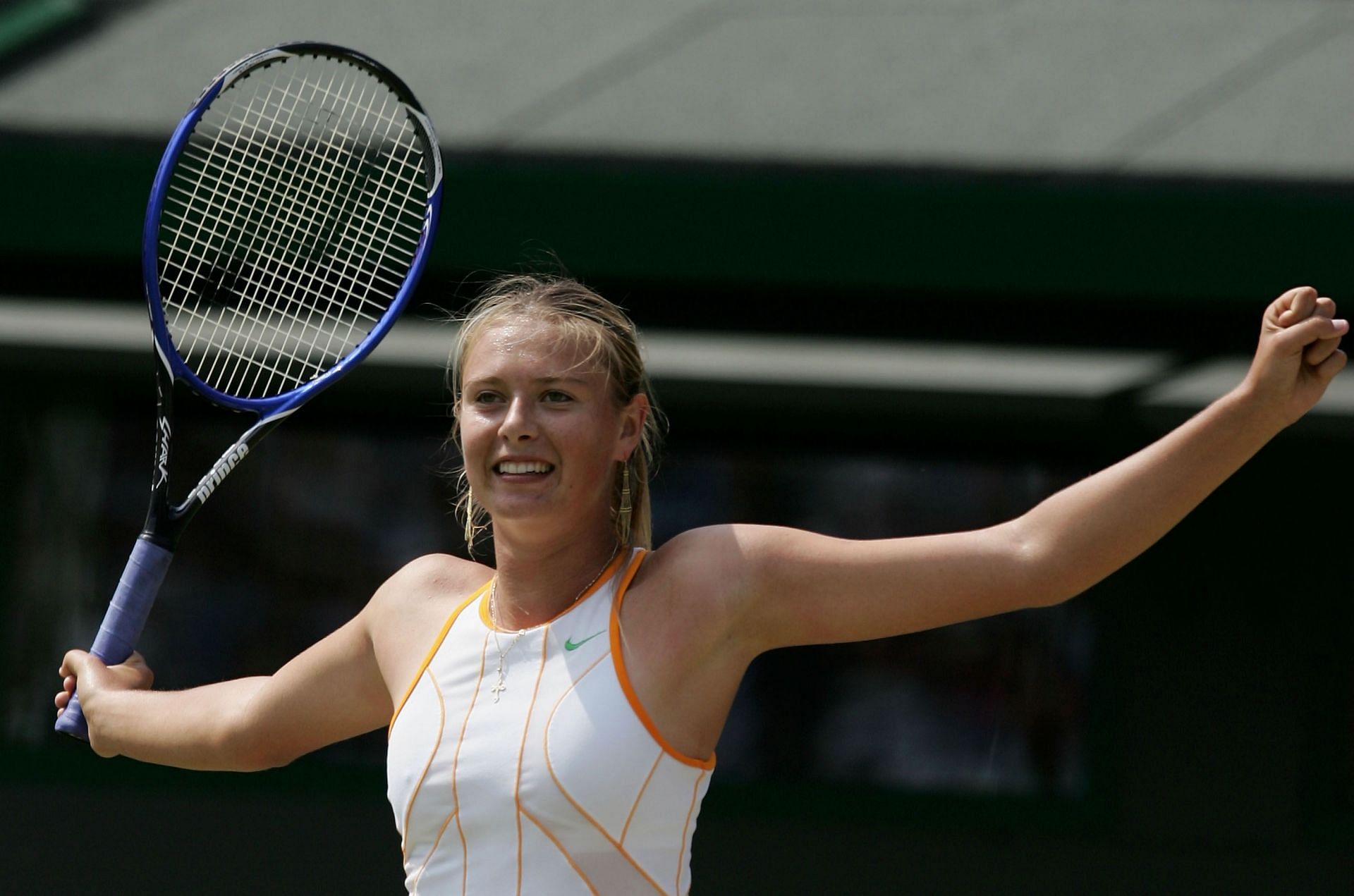 Sharapova at Wimbledon 2005