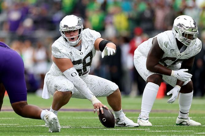 Jackson Powers-Johnson scouting report: Exploring the Oregon interior offensive lineman's strengths and weaknesses