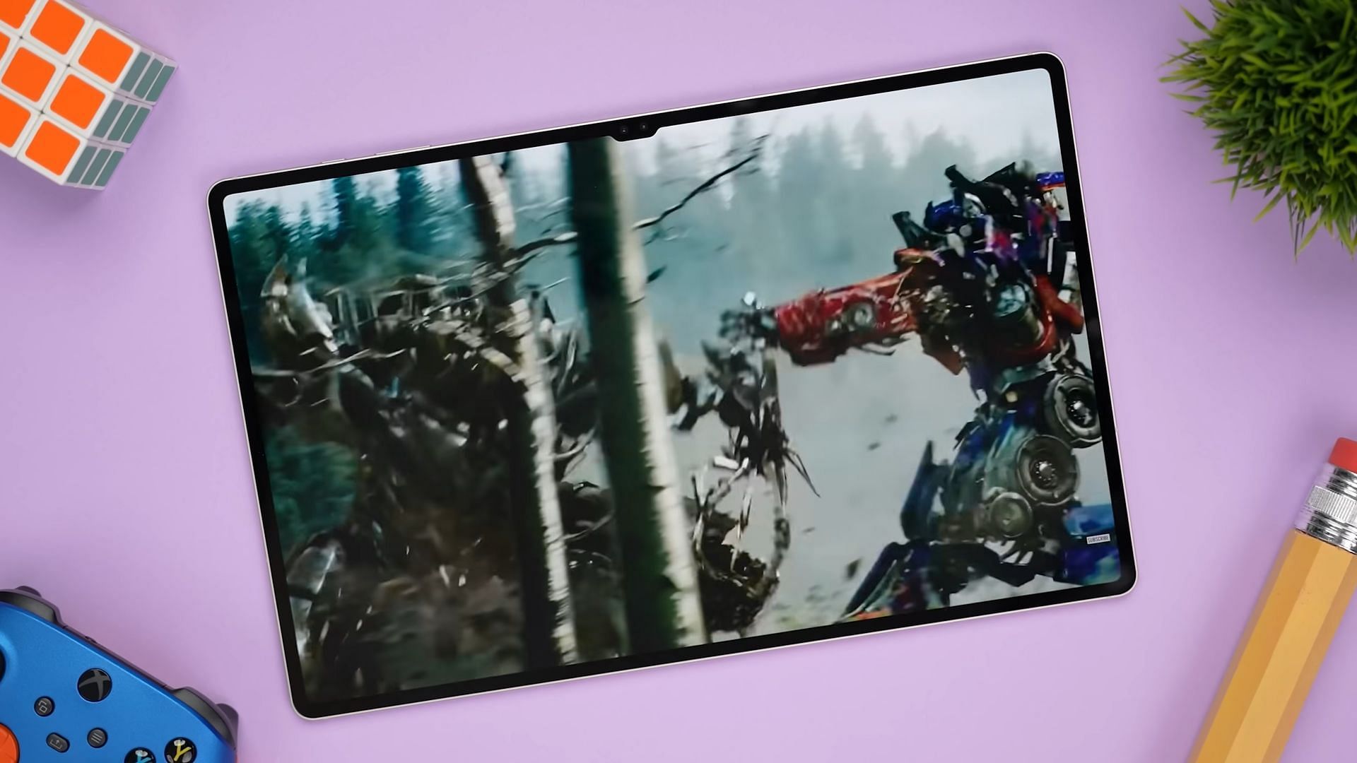 Samsung Tab S9 Ultra playing Transformers movie (Image via Tech Gear Talk/YouTube)
