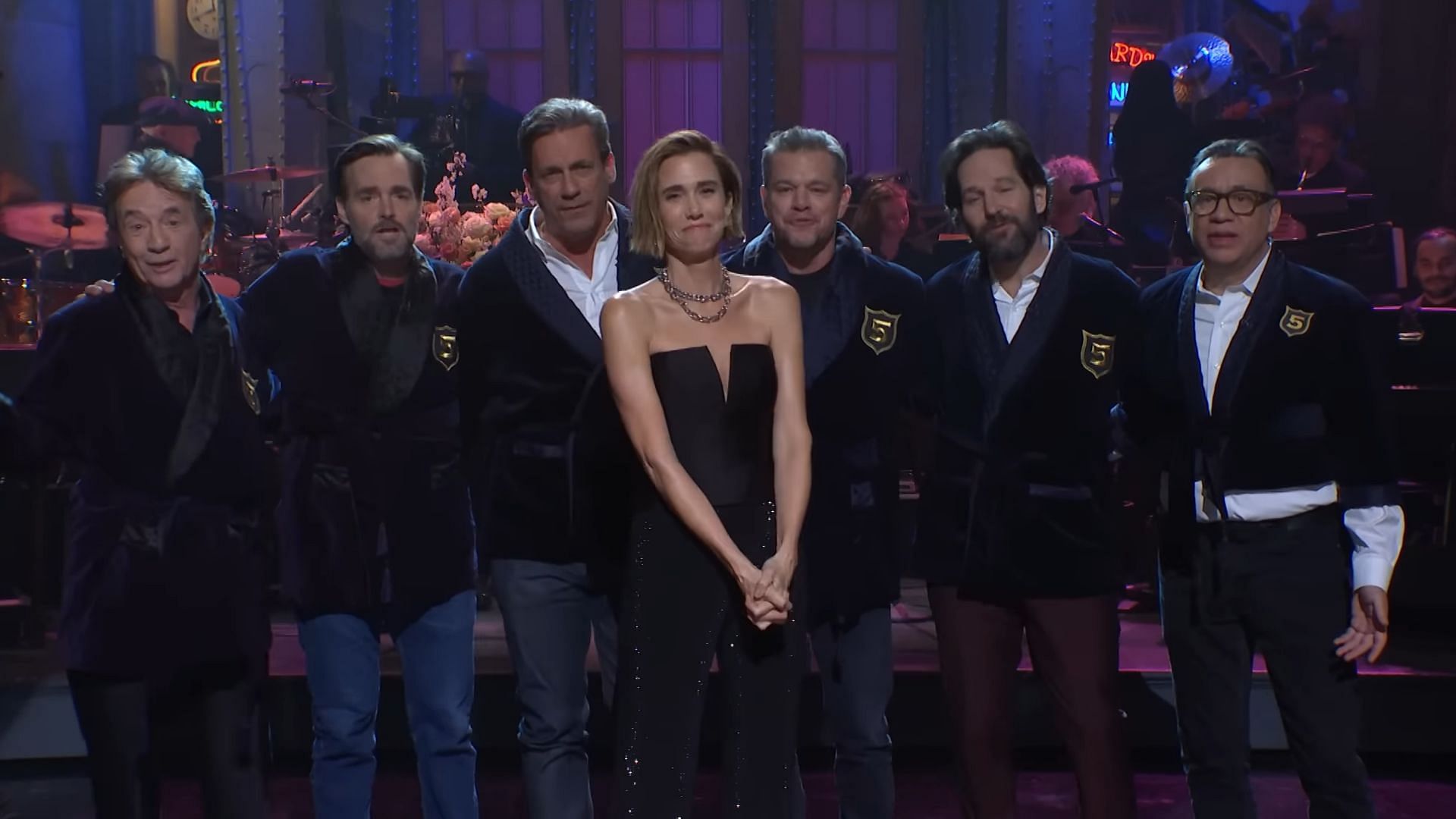 On Saturday, Kristen Wiig hosted SNL for the fifth time (Image via YouTube/Saturday Night Live)