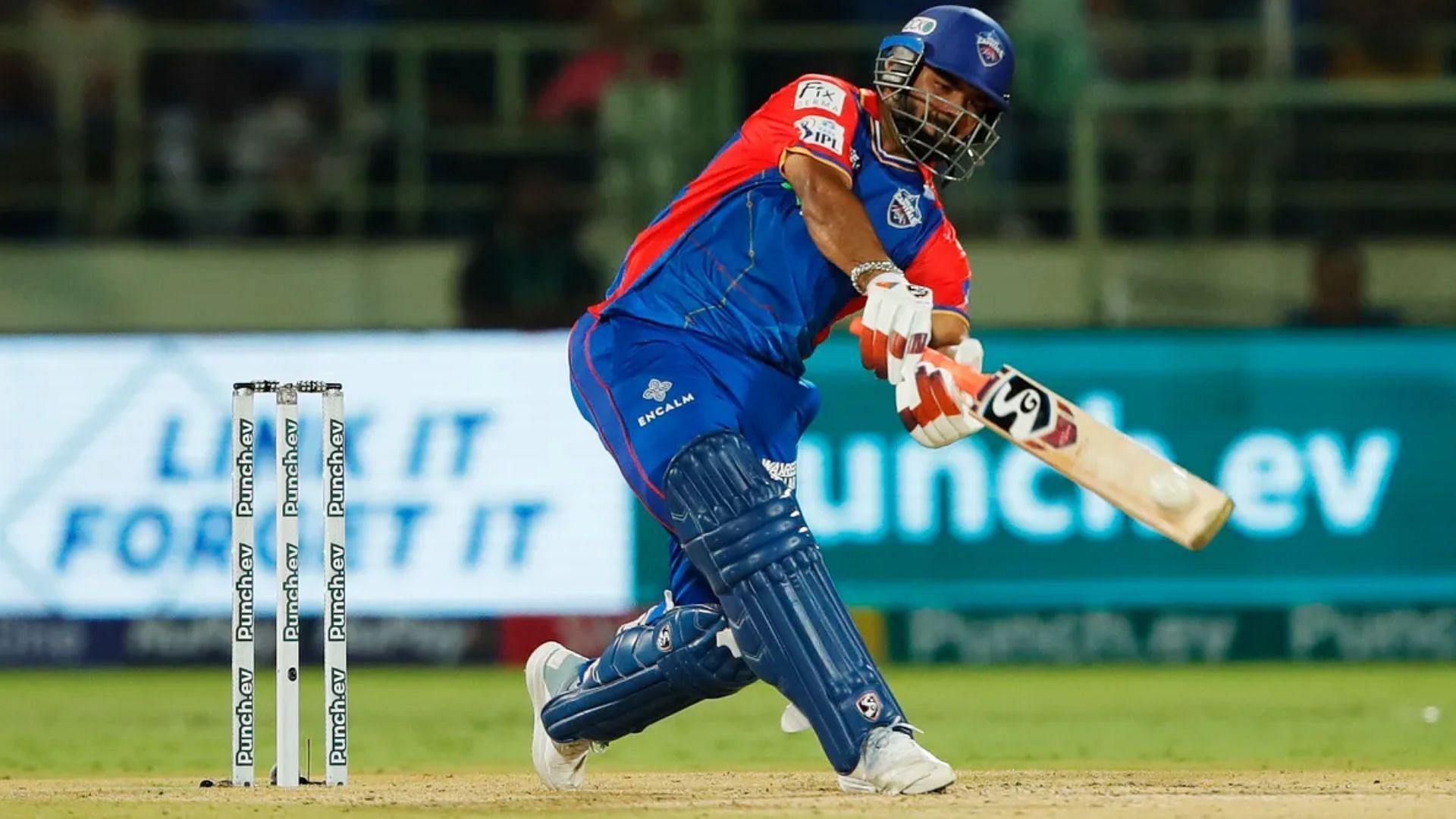 Rishabh Pant in action for DC during IPL 2024