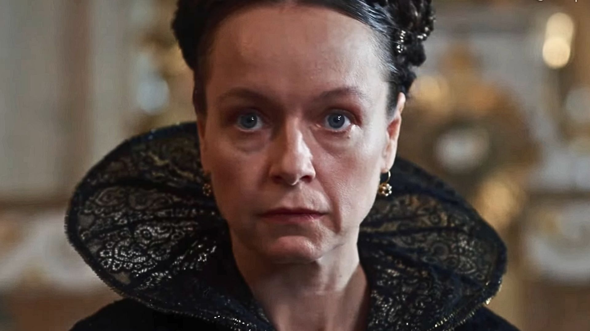 The main character is played by Samantha Morton (Image via YouTube/STARZ)