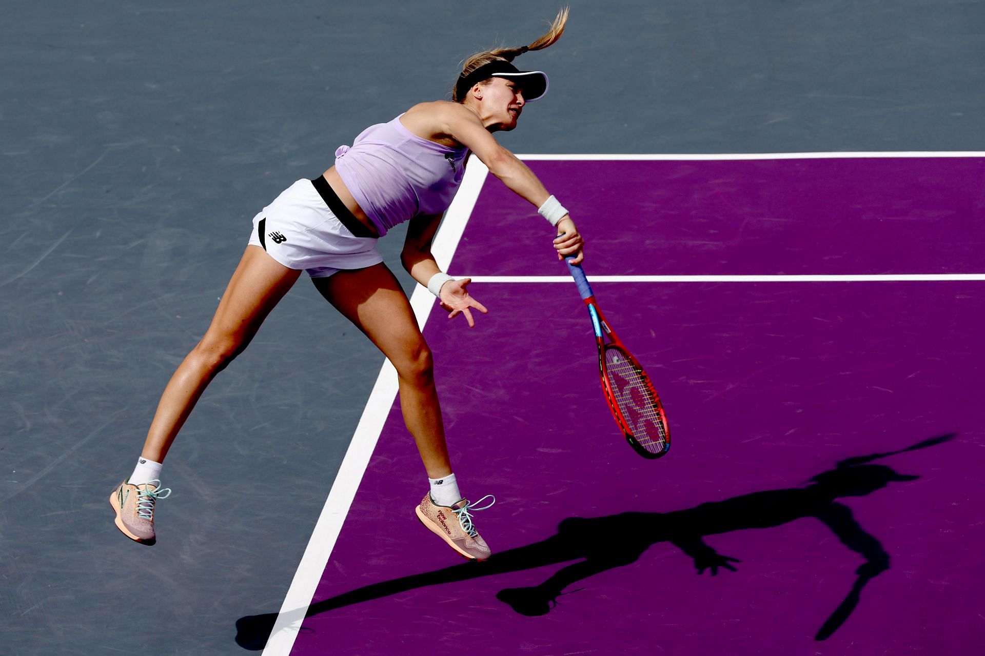 Bouchard serves during the WTA Guadalajara Open Akron 2022