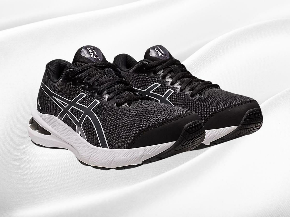 Asics GT-2000 11 (Image via Asics)