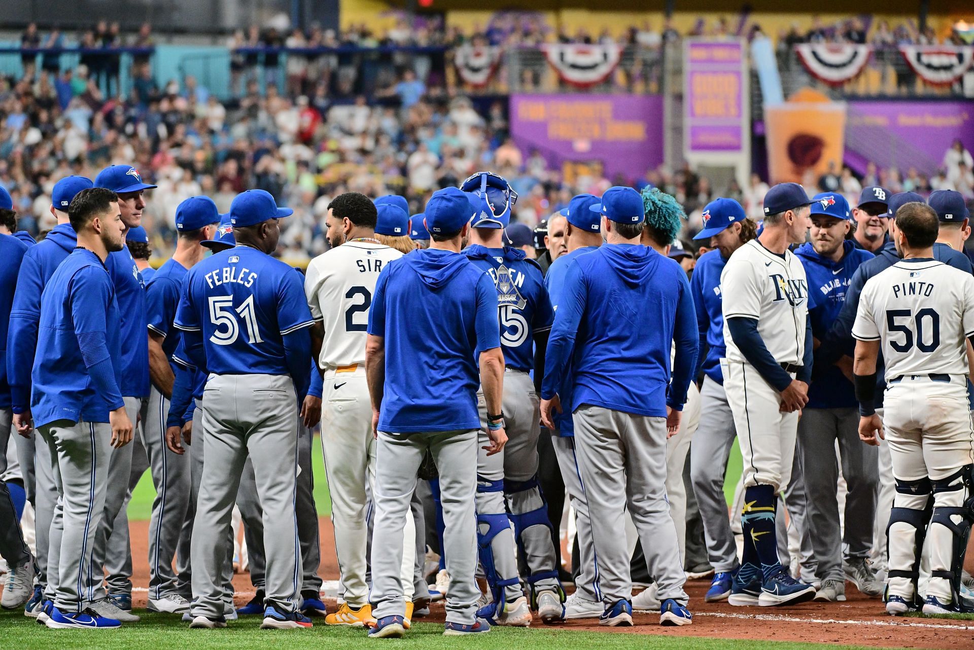 Benches cleared after the Genesis Cabrera shove