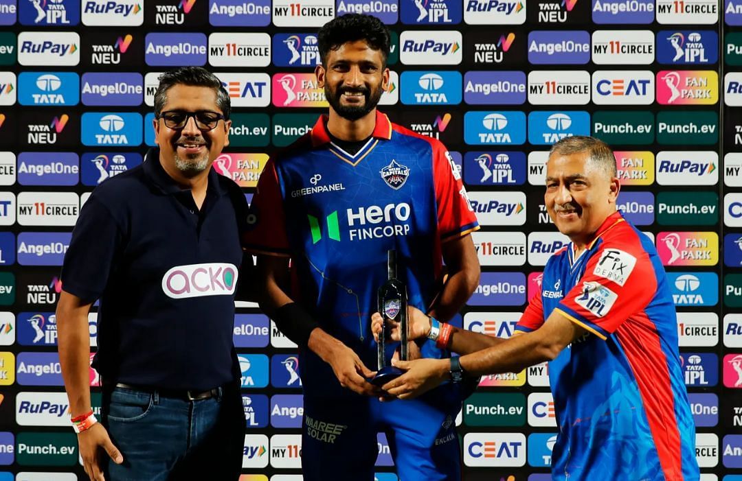 Khaleel Ahmed receiving Player of the Match award