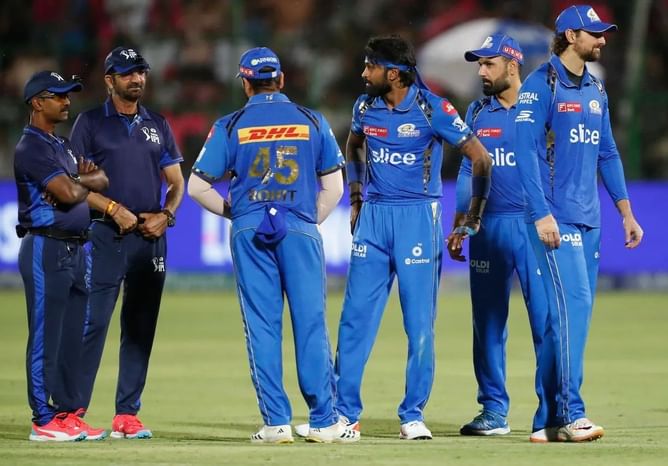 Mumbai Indians अब किस तरह IPL प्लेऑफ में जा सकती है ? इन टीमों को हुआ सीधे तौर पर फायदा !