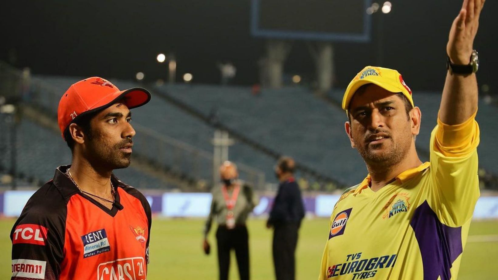 Shashank Singh (L) with MS Dhoni during his SRH years.