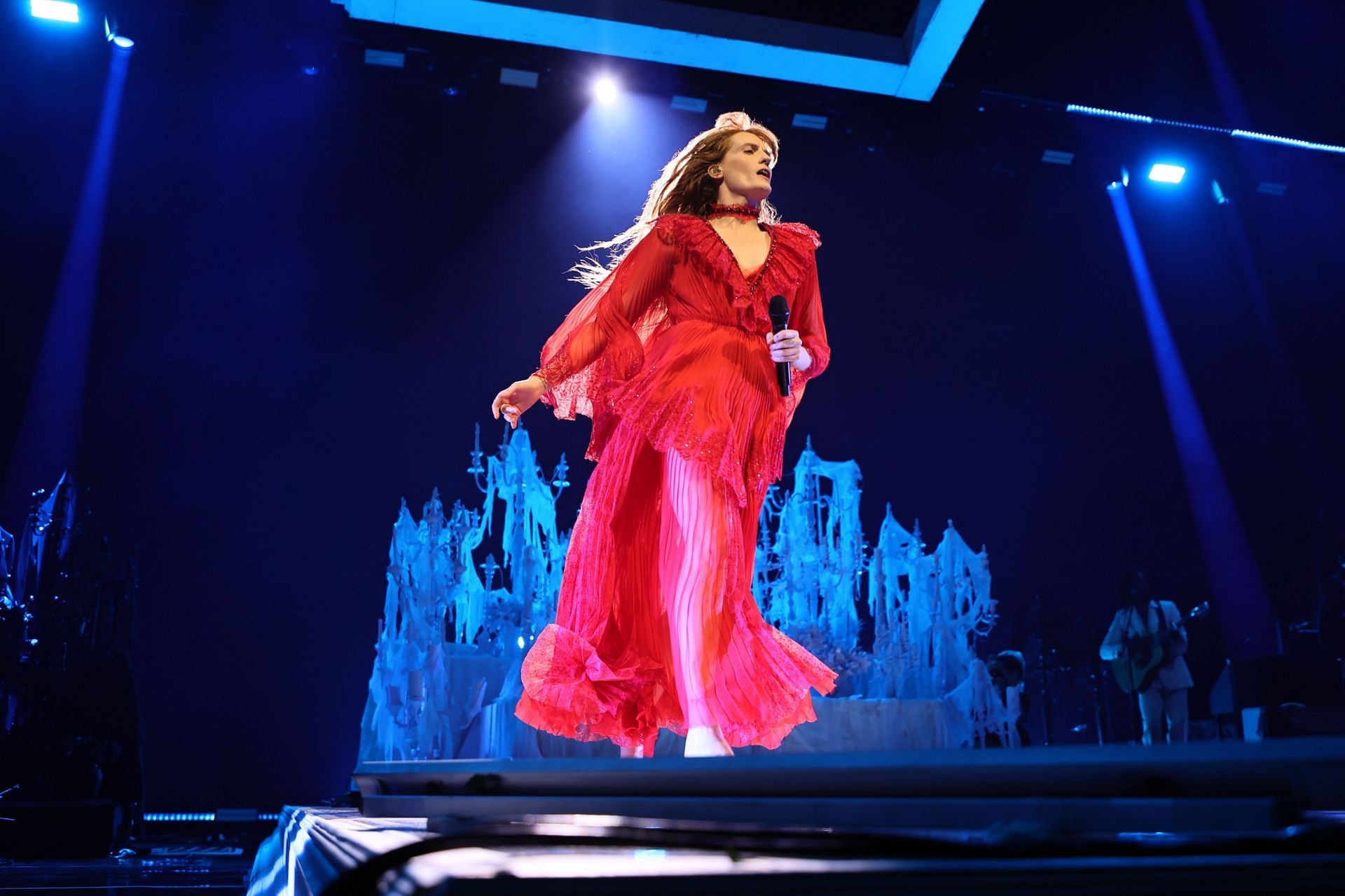 Florence + the Machine&#039;s Dance Fever Tour in Madison Square Garden (Image via Getty Images)