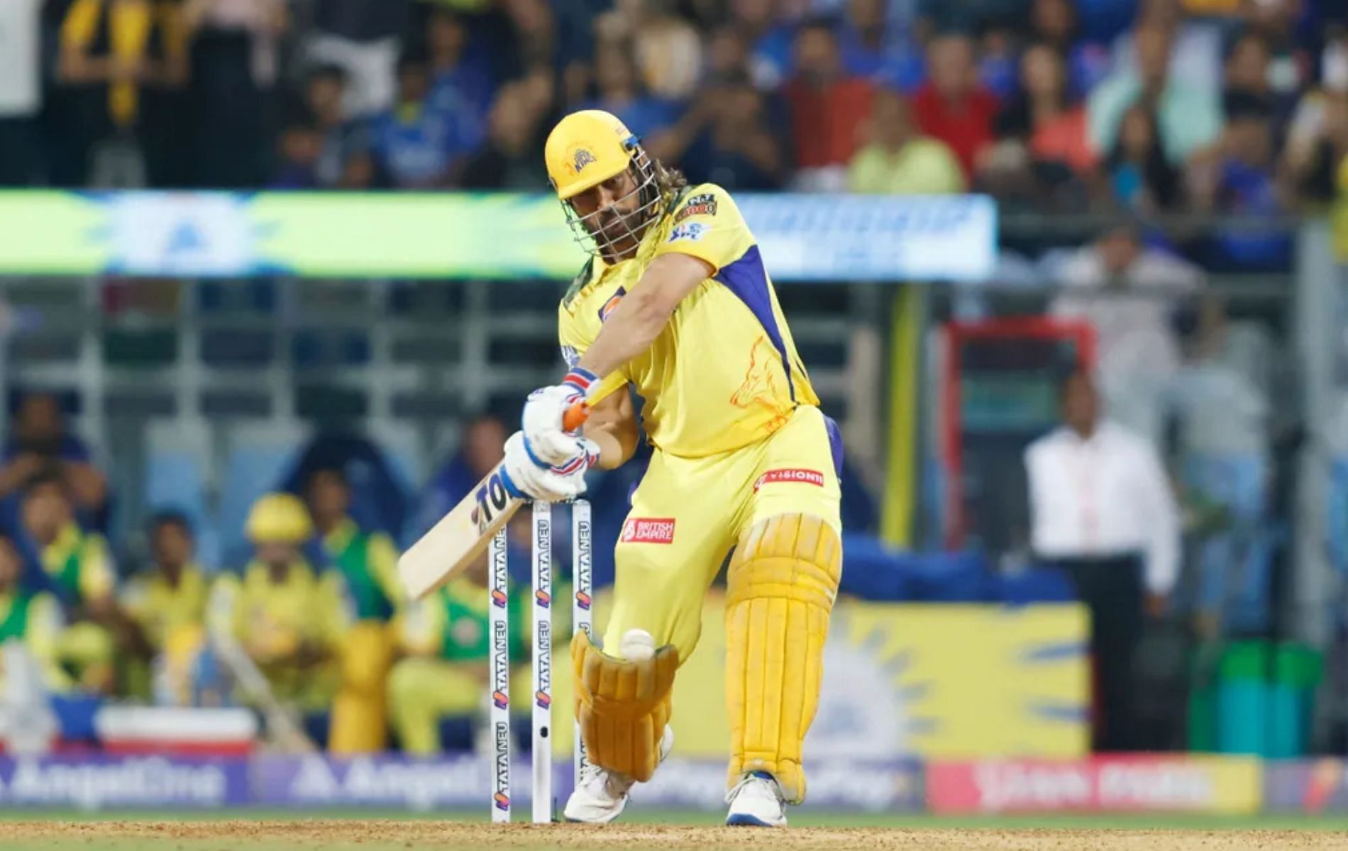 MS Dhoni in action during MI vs CSK clash.