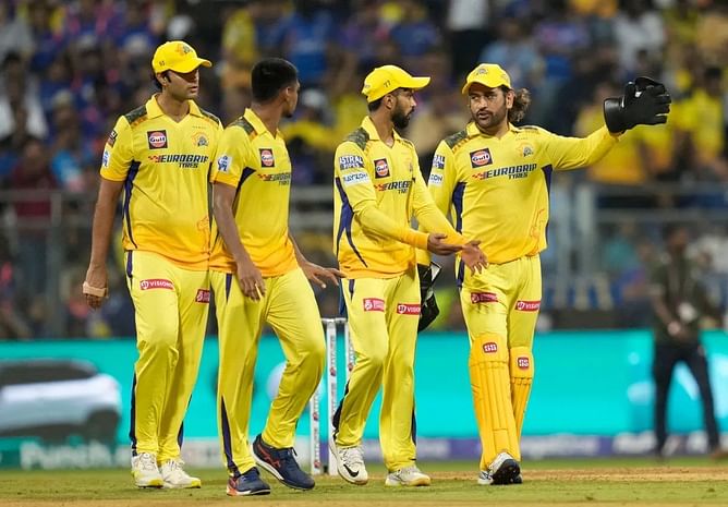 CSK के ड्रेसिंग रुम का जबरदस्त वीडियो आया सामने, मुंबई इंडियंस के प्रमुख खिलाड़ी ने...