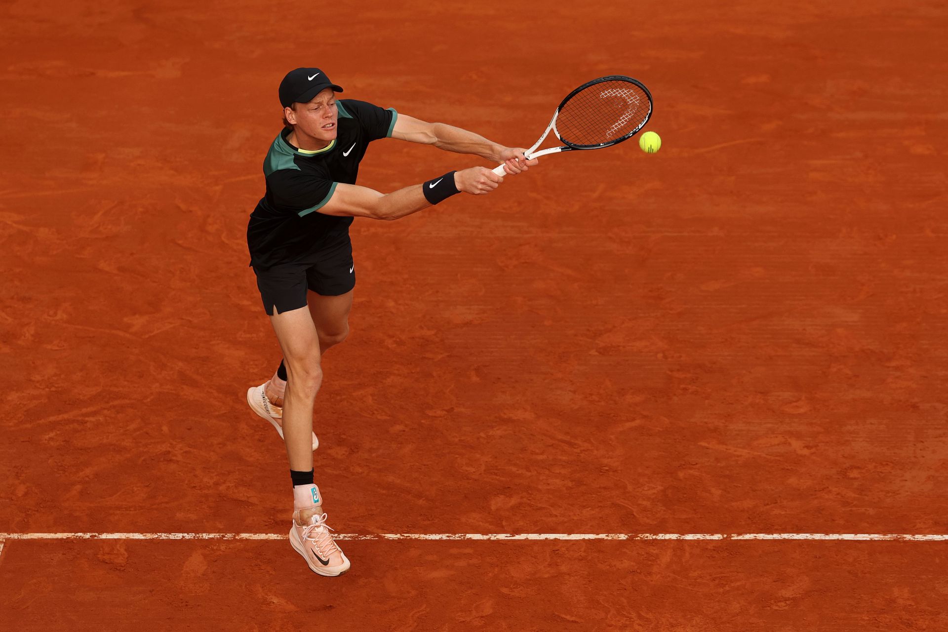 Jannik Sinner in action at the Monte-Carlo Masters