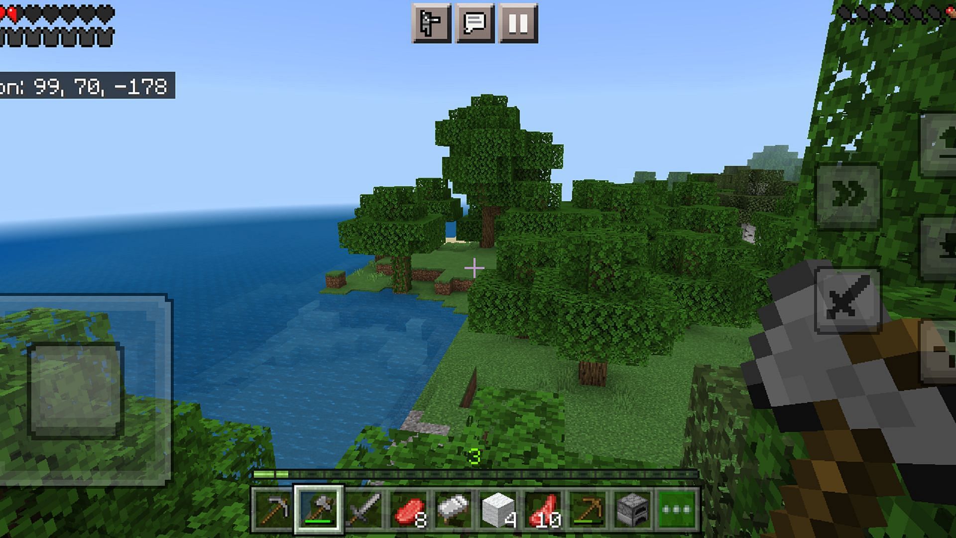 Minecraft on Android and iOS blends portability and performance. (Image via u/Theghostsurvivor/Reddit)