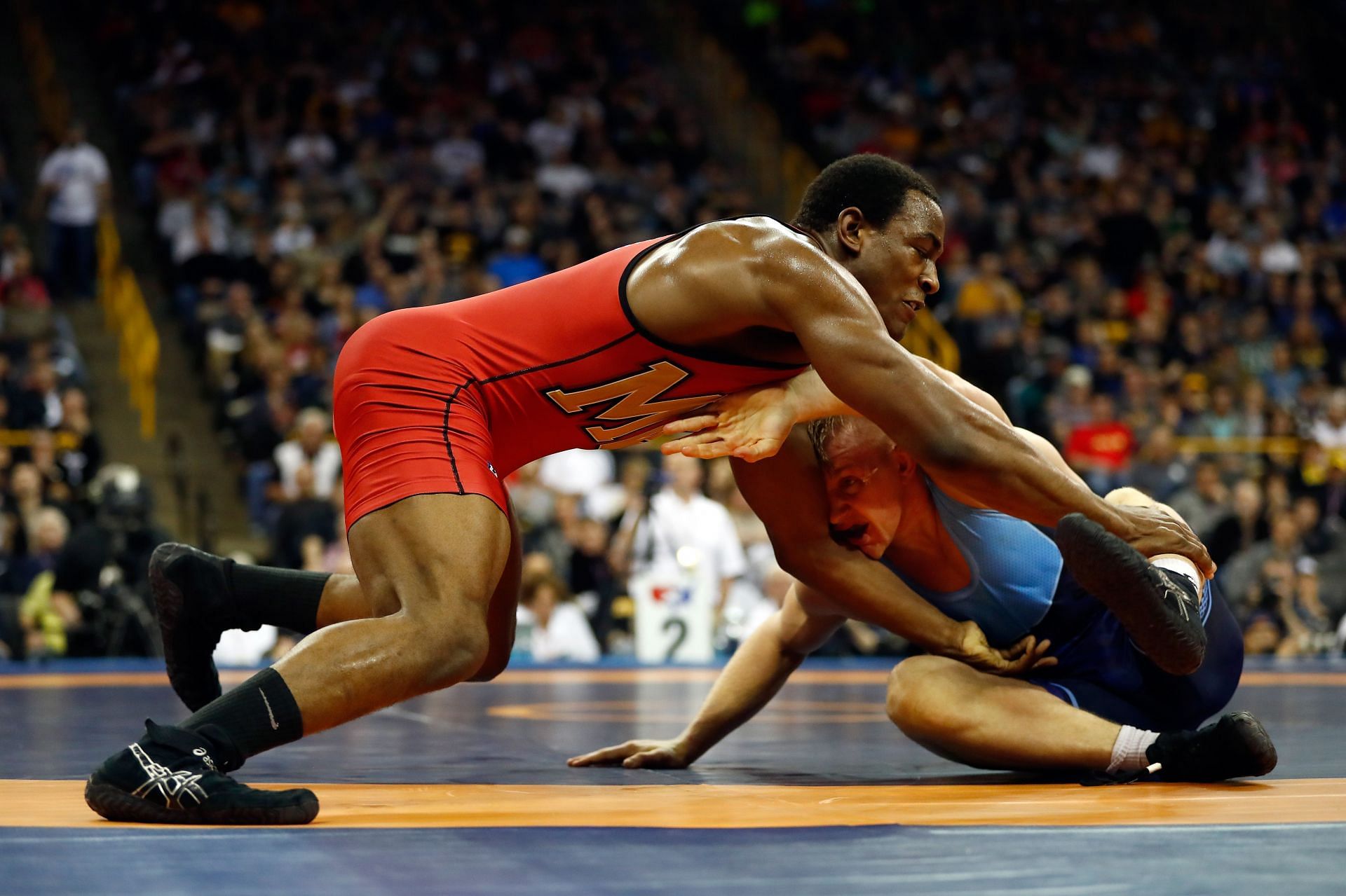 J&#039;Den Cox competes in the 85kg freestyle match at the 2016 U.S. Olympic Team Wrestling Trials in Iowa City.