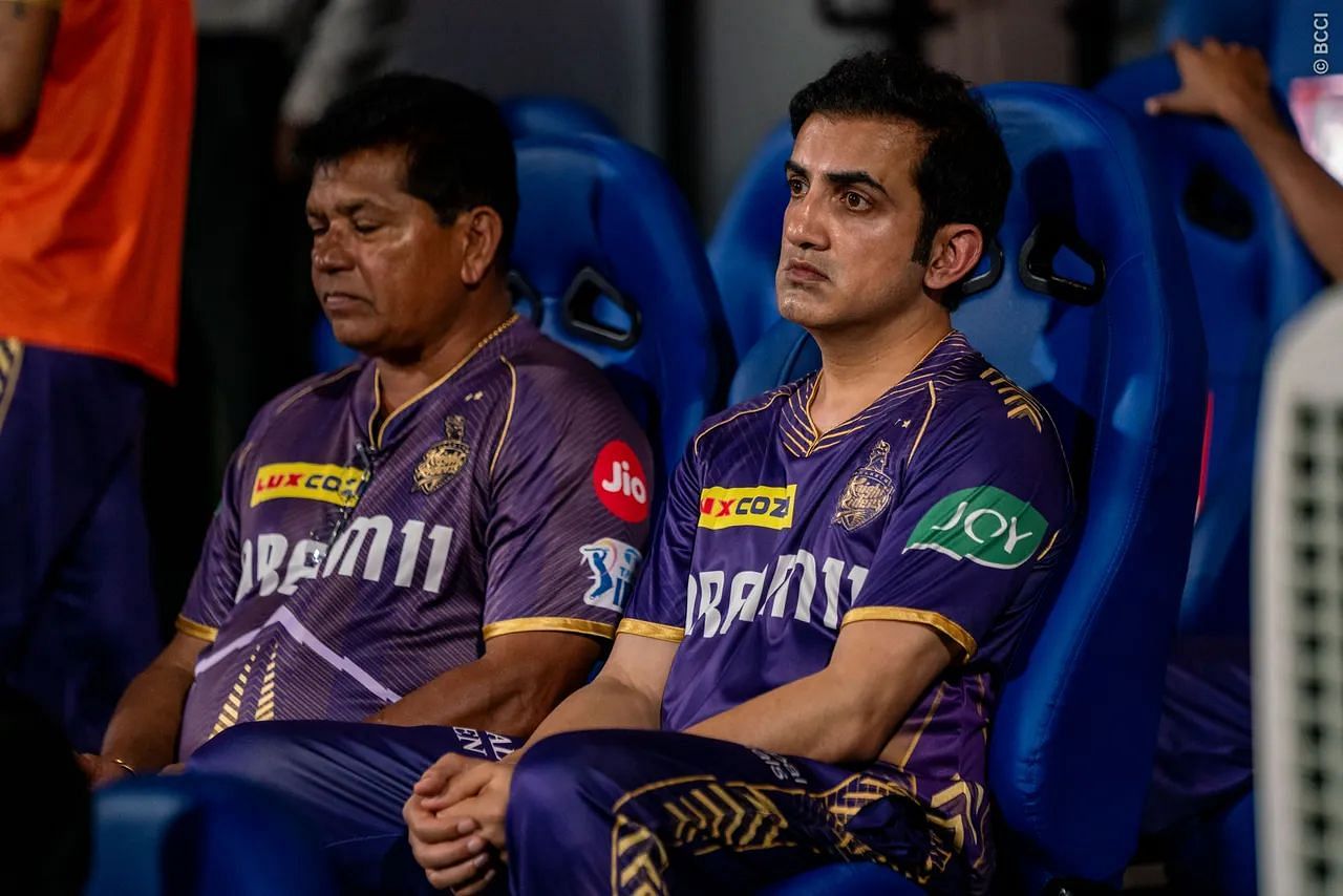 Gautam Gambhir (R) and Chandrakant Pandit during KKR