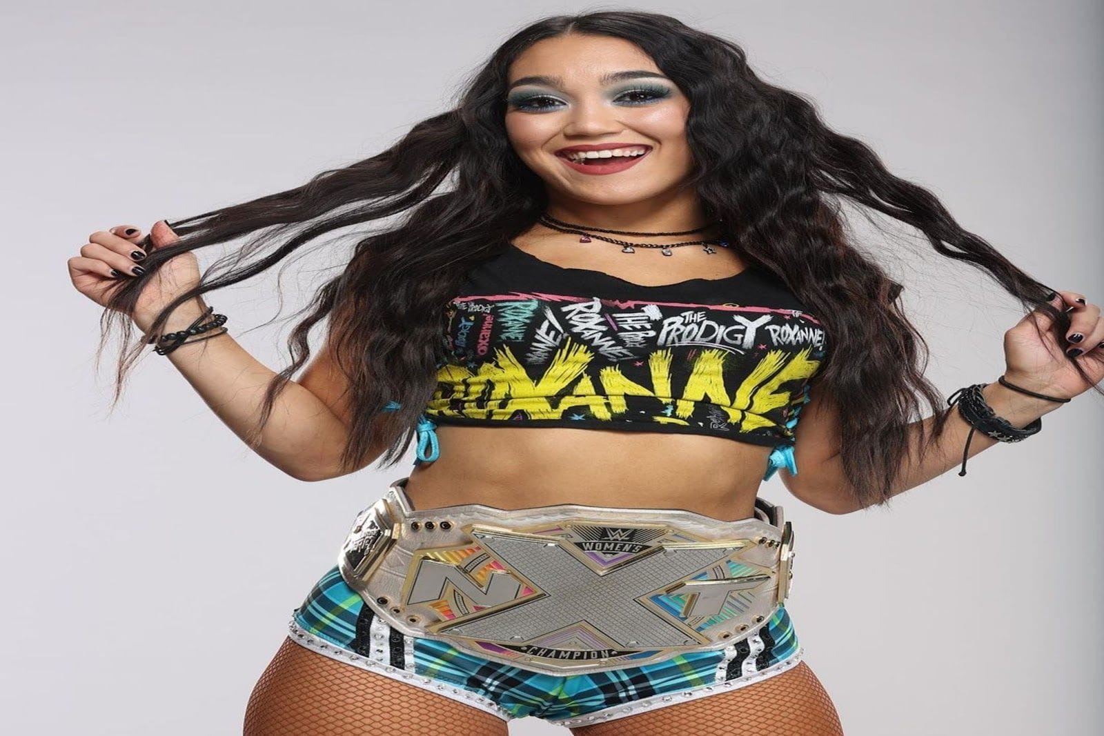 What is the nationality of Roxanne Perez? | Discover Roxanne Perez