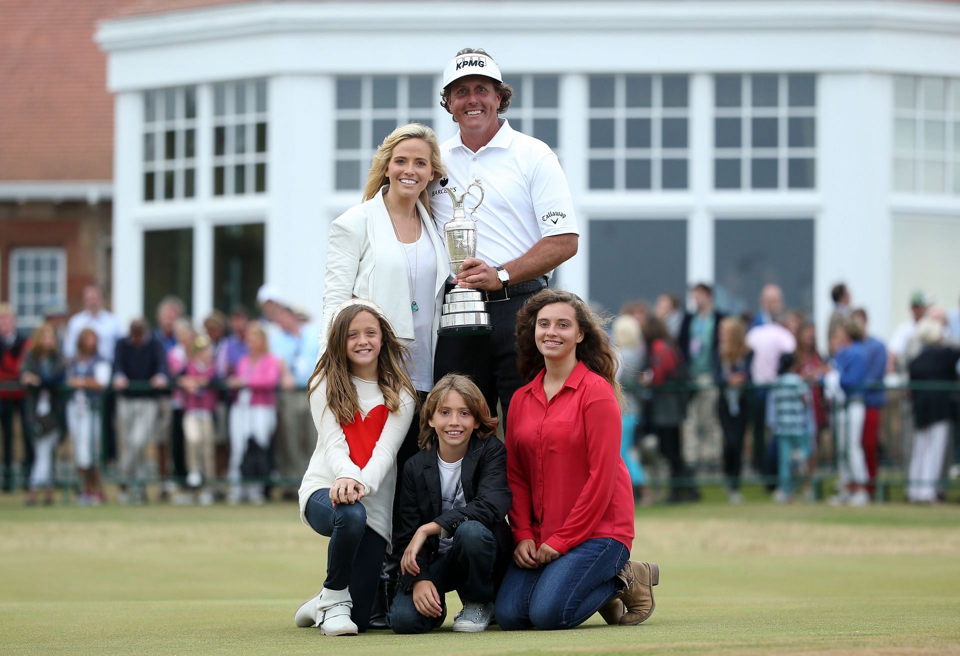 5 Facts to know about Phil Mickelson's wife, Amy Mickelson