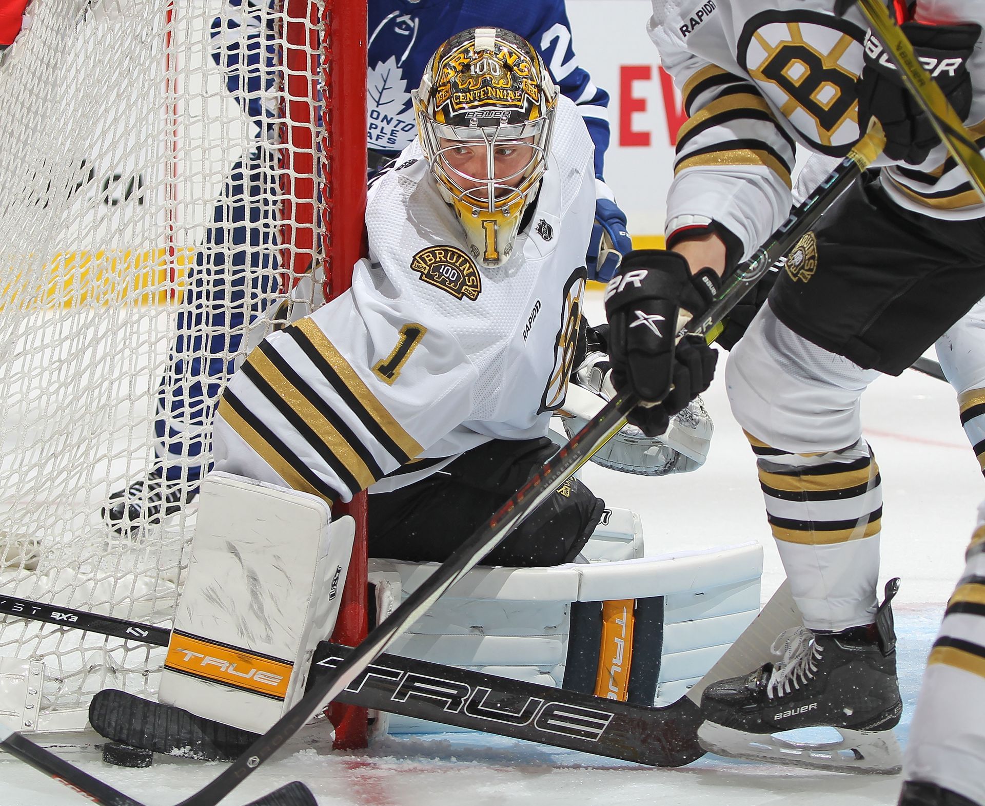 Jeremy Swayman, Boston Bruins