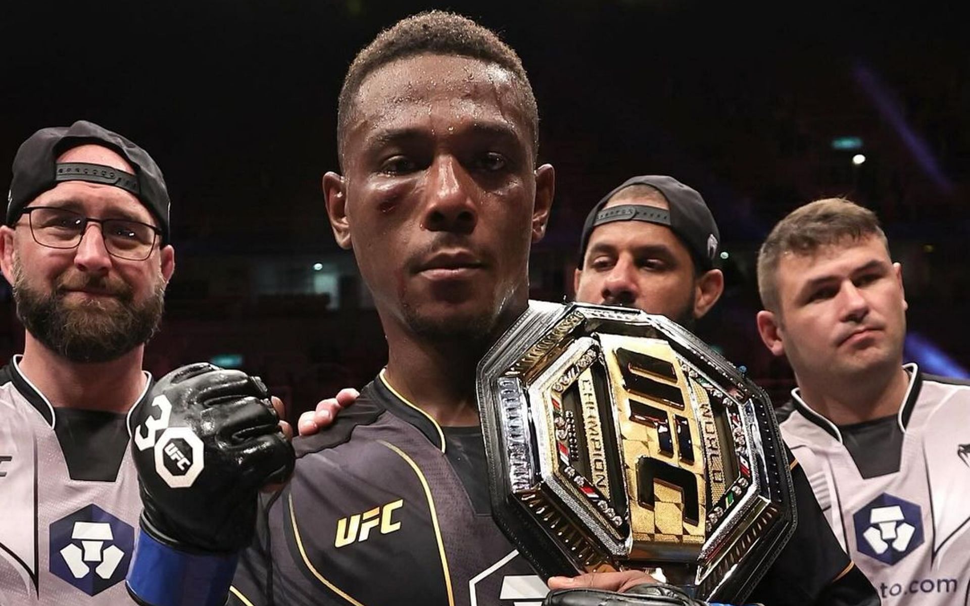 When did Jamahal Hill become the UFC light heavyweight champion?