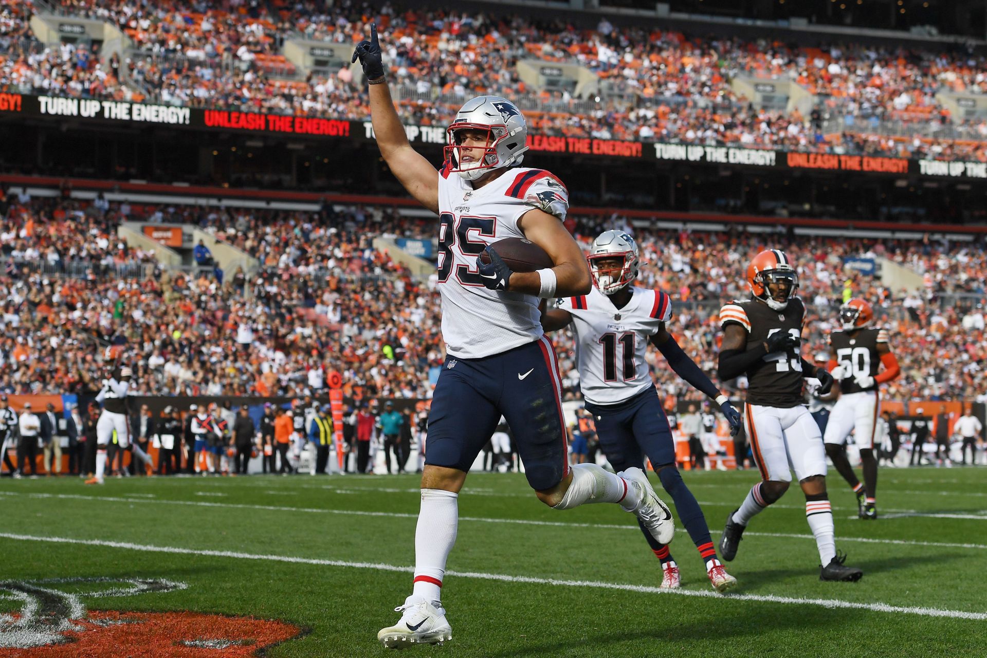 New England Patriots v Cleveland Browns