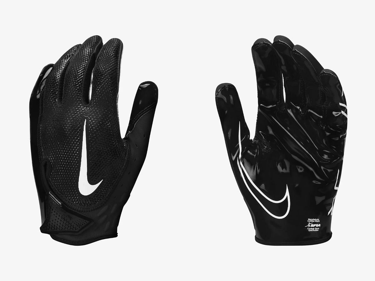 Nike Vapor Jet Football Gloves (Image via Nike)