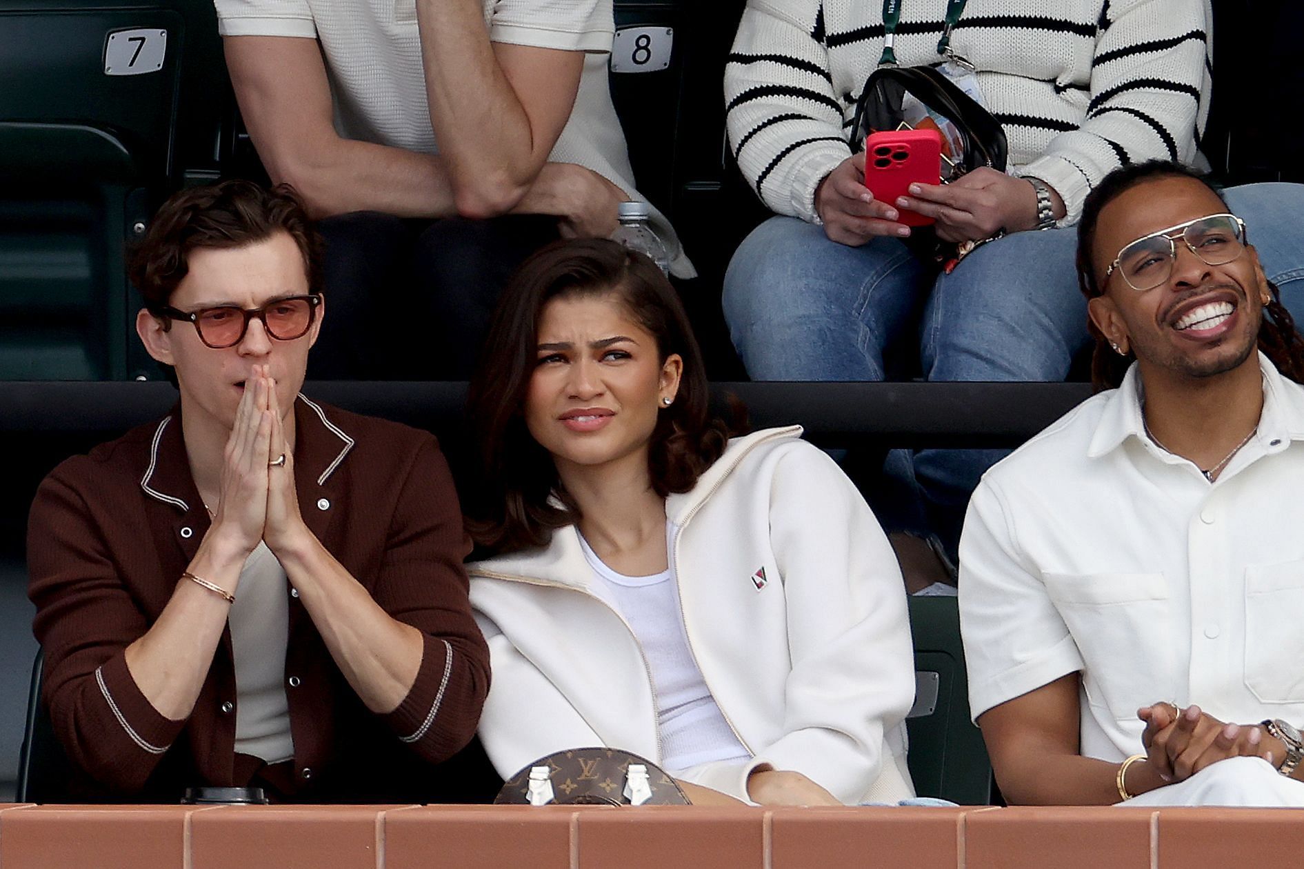 Zendaya dueing Iga Swiatek's Indian Wells final.