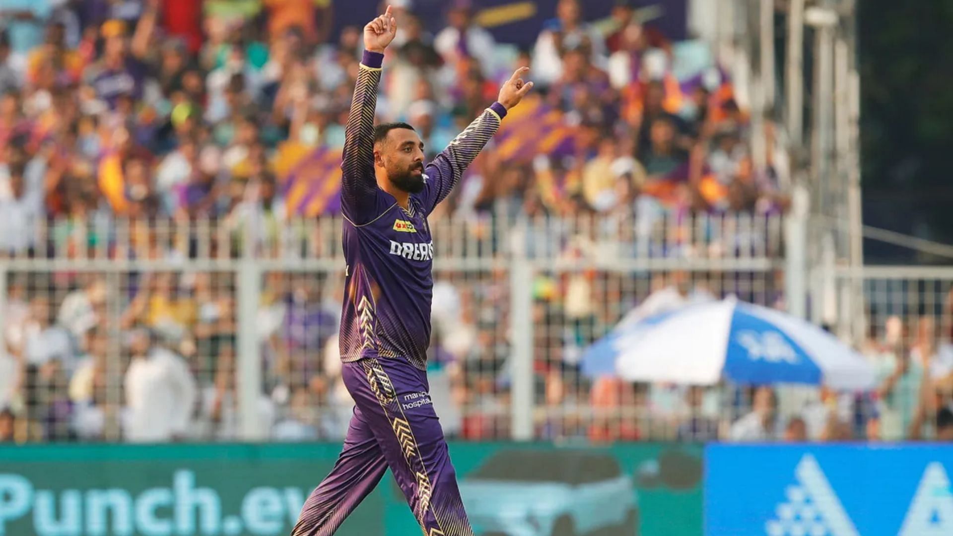 Varun Chakravarthy in action (Credits: iplt20.com)