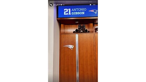 Antonio Gibson will wear the inverse of Tom Brady's number