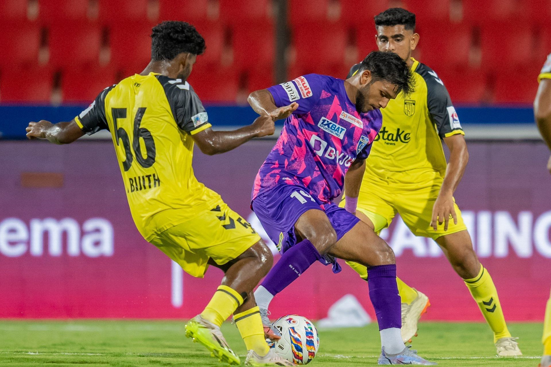 Kerala Blasters beat Hyderabad FC 3-1 away from home in the ISL on Friday. [ISL]