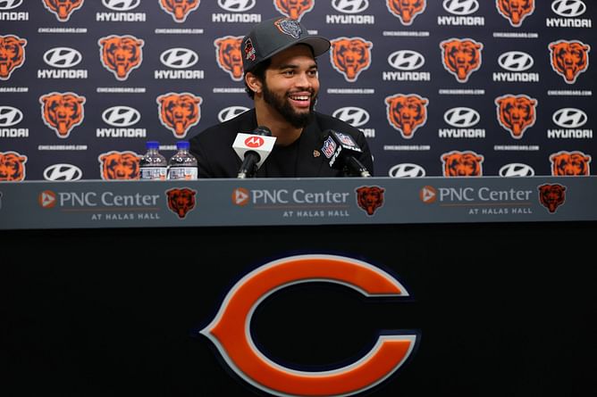 Caleb Williams' father got emotional as Bears QB turned down girl's advances for football