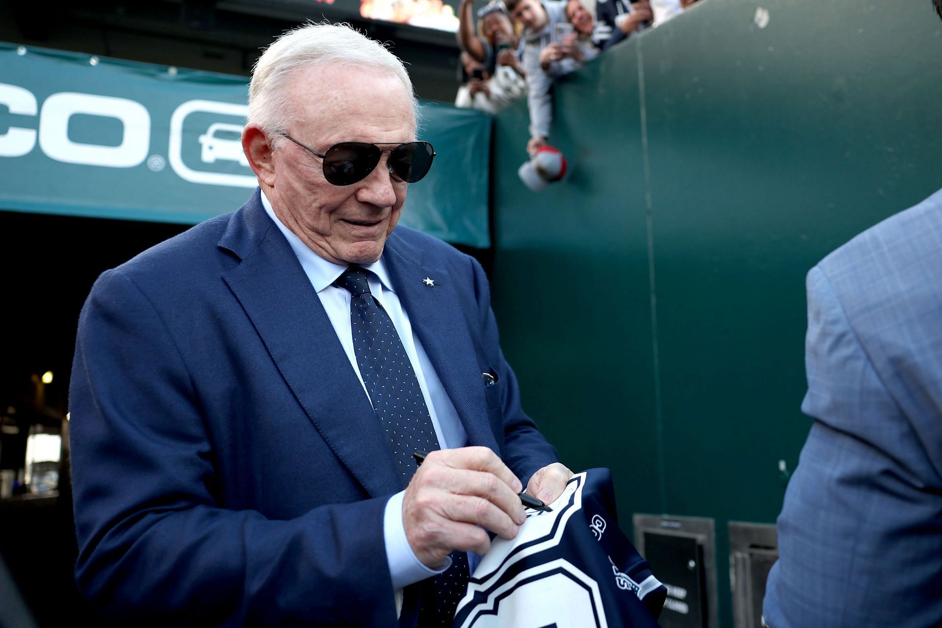 Jerry Jones at Dallas Cowboys vs. Philadelphia Eagles