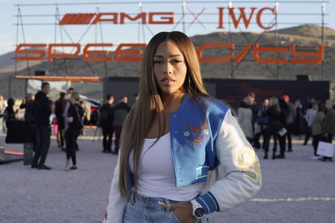 Jordyn Woods helps harrowed Timberwolves fan with courtside seats vs Mavs after he laments being priced out of Target Center