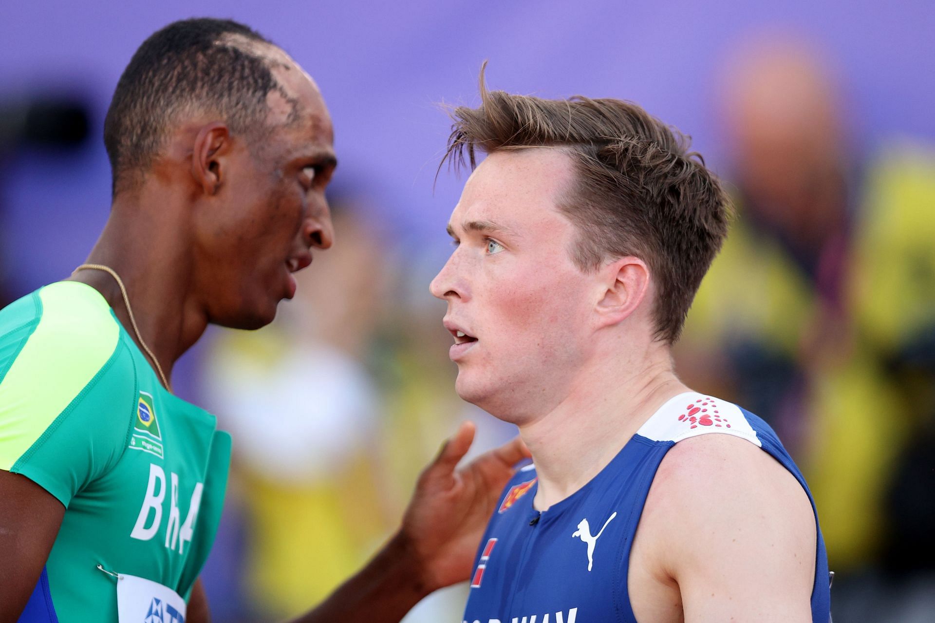 Alison dos Santos greets Karsten Warholm after competing in the Men&#039;s 400m Hurdle Final on day five of the World Athletics Championships Oregon22 at Hayward Field on July 19, 2022 in Eugene, Oregon. (Photo by Ezra Shaw/Getty Images)