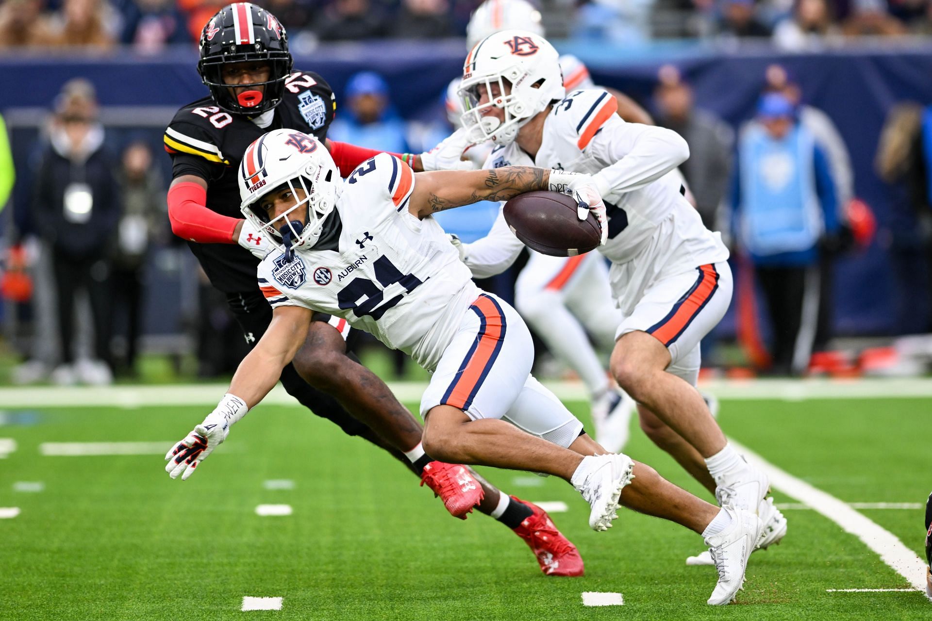 TransPerfect Music City Bowl - Auburn v Maryland