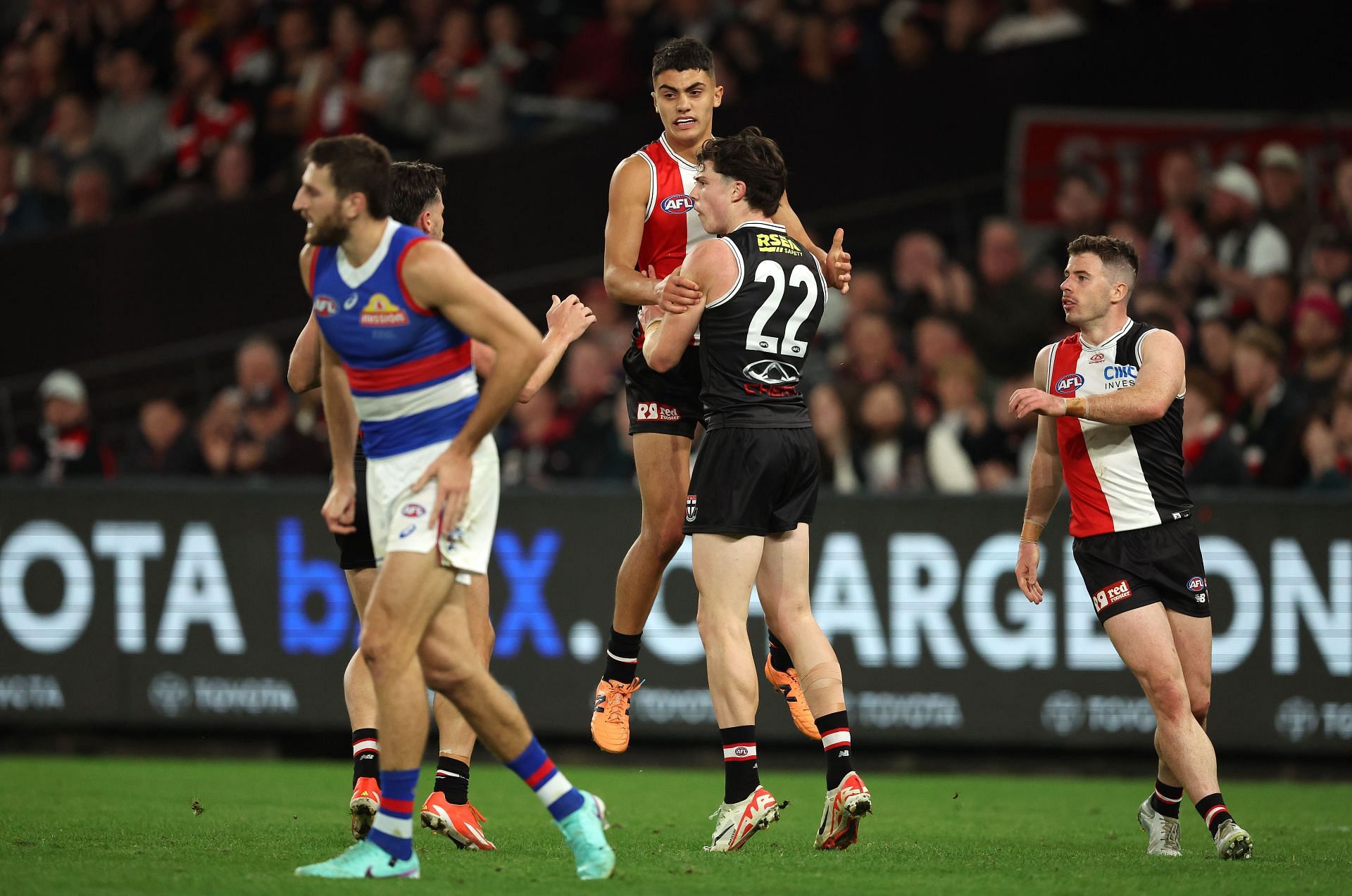 AFL Rd 6 - St Kilda v Western Bulldogs